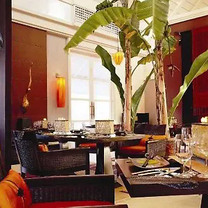 Banyan Tree Seychelles & Такамака